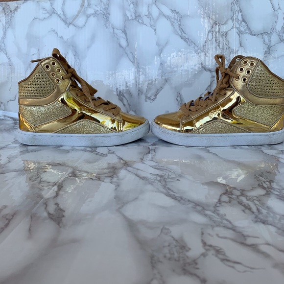Love Pastry Gold Hip Hop Dance Sneakers - Picture 3 of 6